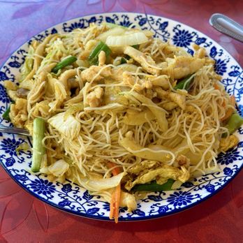 Yi Pin - Singapore rice noodle - Szechuan Near Me - Lancaster, Pennsylvania Yi Pin - Singapore rice noodle - Szechuan Near Me - Lancaster, Pennsylvania