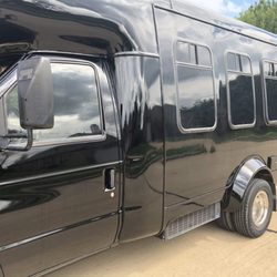 Vip Dallas Party Bus - 14 passenger party bus with pole!