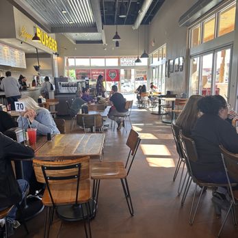 Laguna Burger - Burgers Near Me - Albuquerque, New Mexico