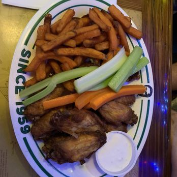 Flanigan's - Wings and potatoe fries - Seafood Near Me - Wellington, Florida Flanigan's - Wings and potatoe fries - Seafood Near Me - Wellington, Florida