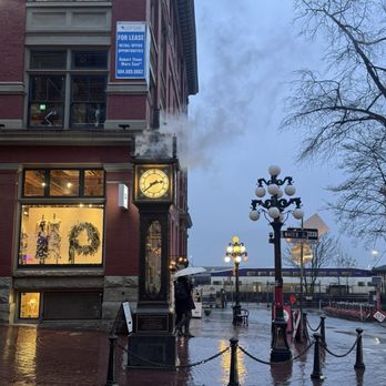 Gastown Steam Clock - Landmarks & Historical Buildings Near Me - Vancouver, British Columbia Gastown Steam Clock - Landmarks & Historical Buildings Near Me - Vancouver, British Columbia