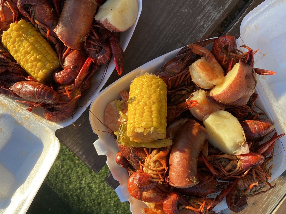 BENTLEY’S BAR 73 Photos & 63 Reviews 8123 Broadway, San Antonio, Texas Bars Restaurant