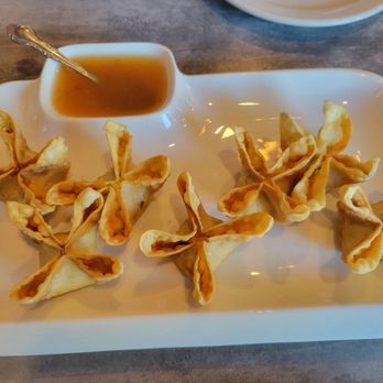 Pattaya Thai Restaurant - HiLo Wontons AMAZING! Nice sauce too - Thai Near Me - Lacey, Washington Pattaya Thai Restaurant - HiLo Wontons AMAZING! Nice sauce too - Thai Near Me - Lacey, Washington