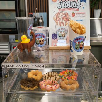 Pudgey Tea - presentation - Bubble Tea Near Me - Fitchburg, Massachusetts Pudgey Tea - presentation - Bubble Tea Near Me - Fitchburg, Massachusetts