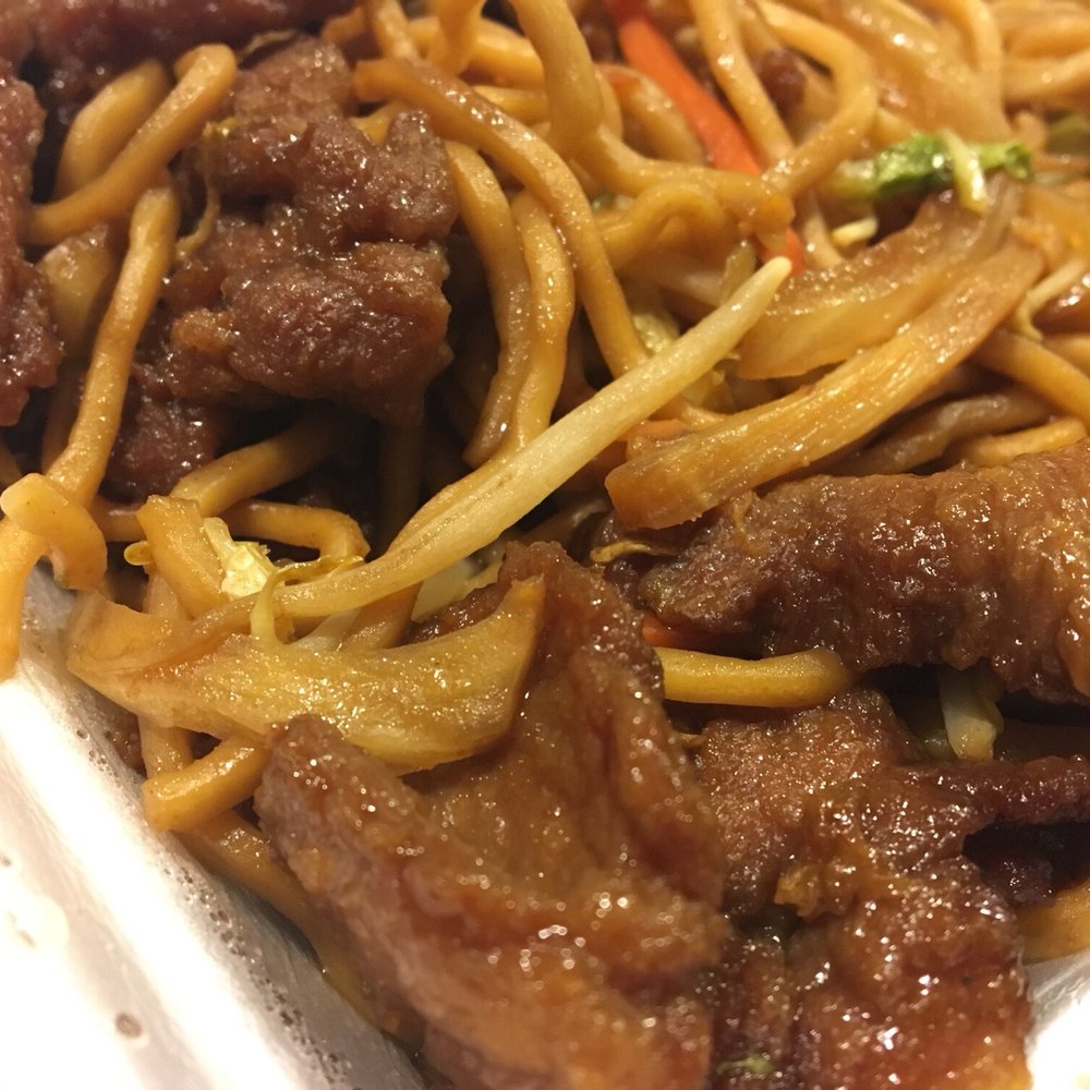 New China Cafe - Beef lo mein - Chinese Near Me - Denver, Colorado New China Cafe - Beef lo mein - Chinese Near Me - Denver, Colorado