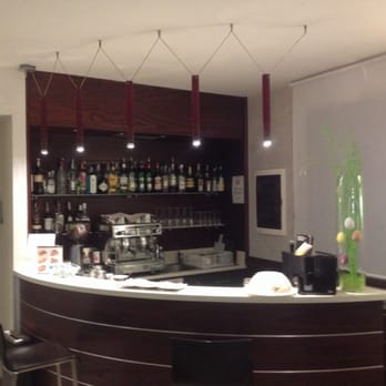 Annia Park Hotel - Cool little cappuccino bar for Breakfast. - Hotels & Travel Near Me - Venezia, VE
