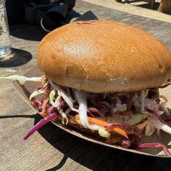 The Barn - Pulled pork - Burgers Near Me - Half Moon Bay, California