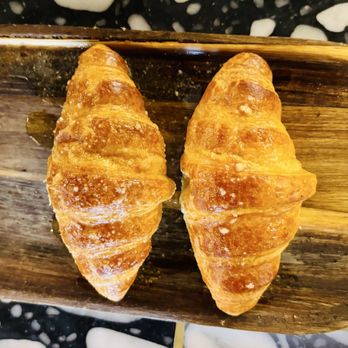The Sunrise House - Complimentary croissants - OMG! So light and flaky! - Breakfast & Brunch Near Me - Houston, Texas The Sunrise House - Complimentary croissants - OMG! So light and flaky! - Breakfast & Brunch Near Me - Houston, Texas