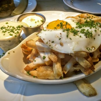 Au Cheval - The BEST fries ever! - Bars Near Me - Chicago, Illinois