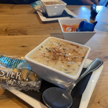 Castaway's Seafood Grille - Clam chowder - Seafood Near Me - Long Beach, Washington Castaway's Seafood Grille - Clam chowder - Seafood Near Me - Long Beach, Washington