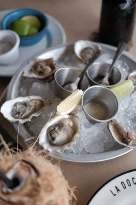 Oyster Grill de La Docena by null