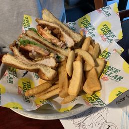 Crispy chicken sandwich