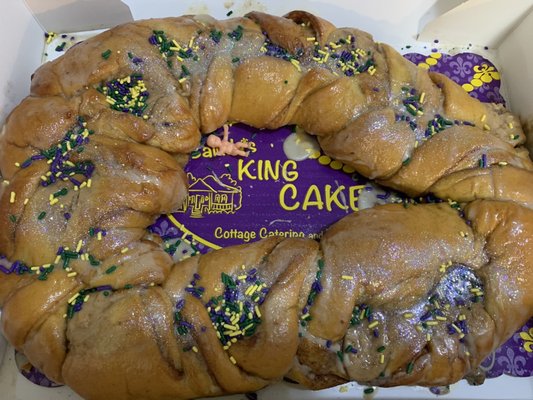Caluda's King Cake by null