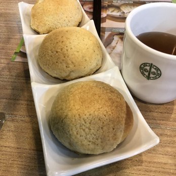 添好運點心專門店 - Baked Char Siew Buns - Cantonese Near Me - Hong Kong, HK