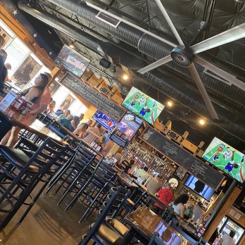 Warriors Taphouse - Dining Area - Bars Near Me - Virginia Beach, Virginia Warriors Taphouse - Dining Area - Bars Near Me - Virginia Beach, Virginia