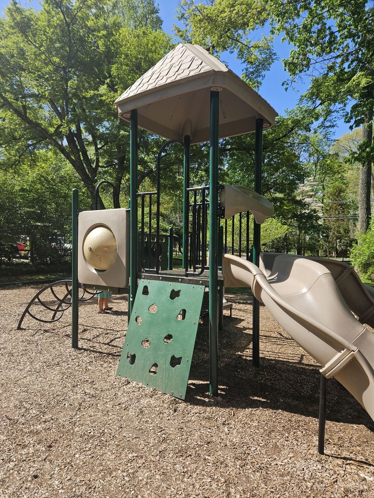 Marquand Park Logo