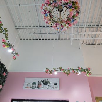 Olenka Peruvian Bistro - Dining Area - Bakeries Near Me - Weston, Florida