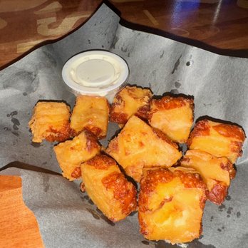 Joe Mamas - cheese curds - Bars Near Me - Colgate, Wisconsin