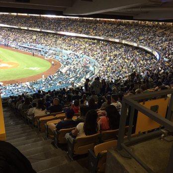 Dodger Stadium - The crowd on 9.35.2017 from lodge 123 - Stadiums & Arenas Near Me - Los Angeles, California
