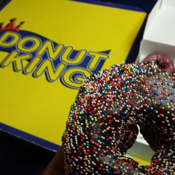 Donut King - Donuts Near Me - Minneola, Florida