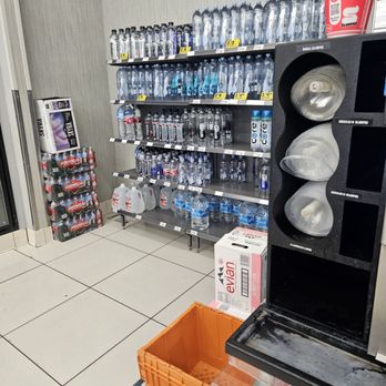 7-Eleven - Water bottles - Convenience Stores Near Me - Pacoima, California