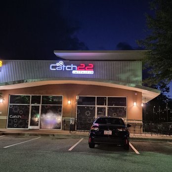 Catch 22 Gastropub - Front of the restaurant great outside seating. - New American Near Me - Athens, Georgia