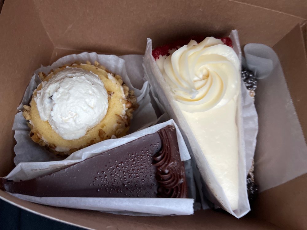 BISCOTTI CAFE & PASTRY SHOP 98 Photos & 114 Reviews 741 N Salina St