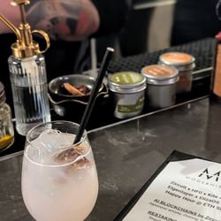 Modernist - Soju, calpico, yuzu, tonic