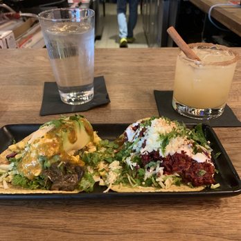 MEXiCUE - Avocado & El Americano tacos, spiced apple and pear margarita - Mexican Near Me - New York, New York MEXiCUE - Avocado & El Americano tacos, spiced apple and pear margarita - Mexican Near Me - New York, New York