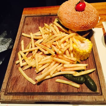 Ve Cafe & Restaurant - Mantarli burger - Turkish Near Me - Istanbul, 34 Ve Cafe & Restaurant - Mantarli burger - Turkish Near Me - Istanbul, 34