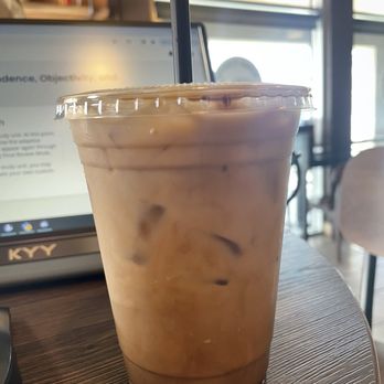 Kona Coffee District - Iced zebra mocha - Coffee & Tea Near Me - Lake Forest, California