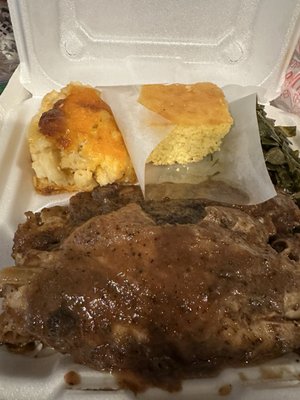 Off Tha Bone BBQ by null