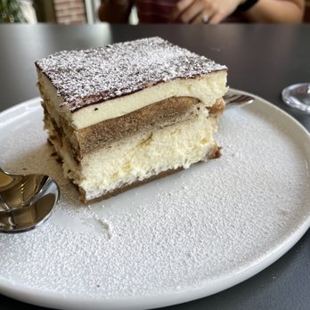 Pinky’s - Tiramisu - Mediterranean Near Me - Richmond, Virginia