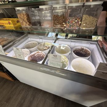 Cookies N Pints - ice creams - Ice Cream & Frozen Yogurt Near Me - Upland, California Cookies N Pints - ice creams - Ice Cream & Frozen Yogurt Near Me - Upland, California