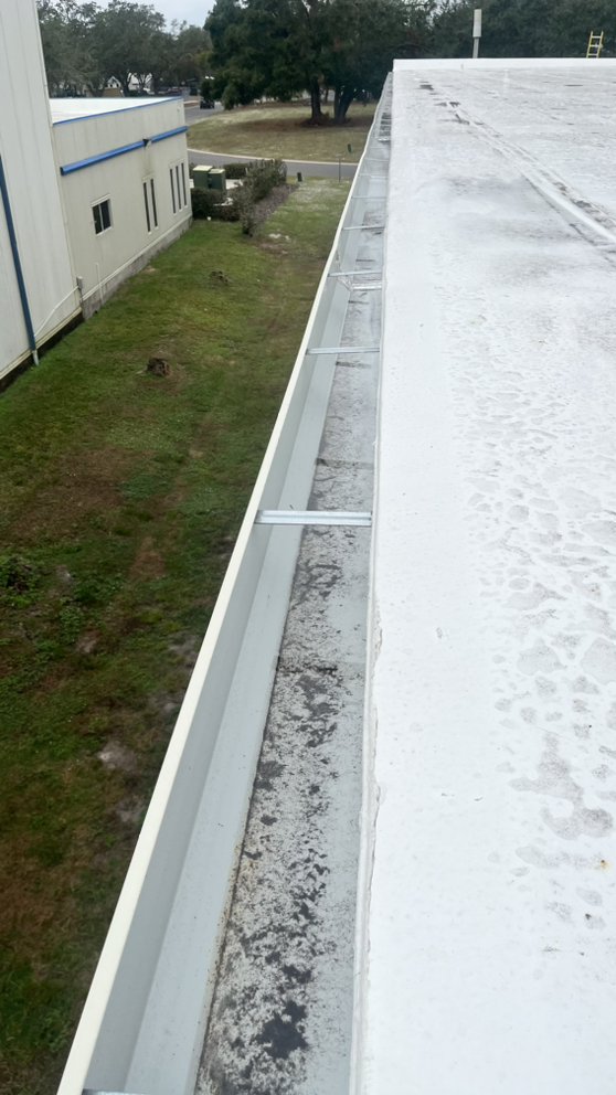 Slide of Gutter Be Clean
