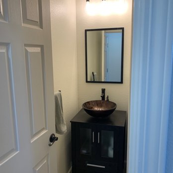 Tahoe Painting - Bathrooms - Painters Near Me