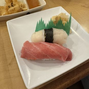 Oishii - Chutoro and Scallop Nigiri - Sushi Bars Near Me - Houston, Texas
