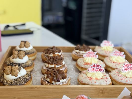 Flour Fresh Cream Donut