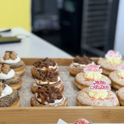 Flour Fresh Cream Donut