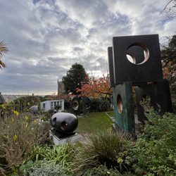 Barbara Hepworth Museum - Poetry in metal and stone