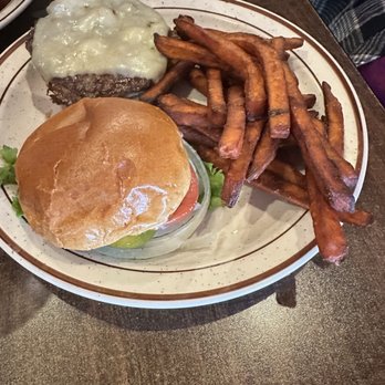 Pine Squirrel - This is the builder Burger and the other half of the extra crispy, sweet potato fries, which I had to nap a few of - Bars Near Me - Gaylord, Michigan