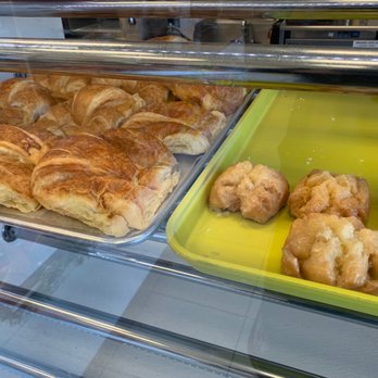 Sunrise Donuts - Huge croissants , fresh fresh donuts - Donuts Near Me - Las Vegas, Nevada Sunrise Donuts - Huge croissants , fresh fresh donuts - Donuts Near Me - Las Vegas, Nevada