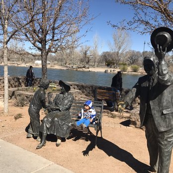 Tingley Beach - Pretty sculptures. - Beaches Near Me - Albuquerque, New Mexico