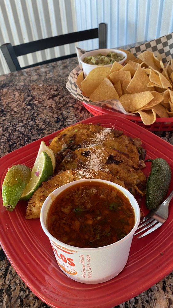 Xalos Mexican Grill