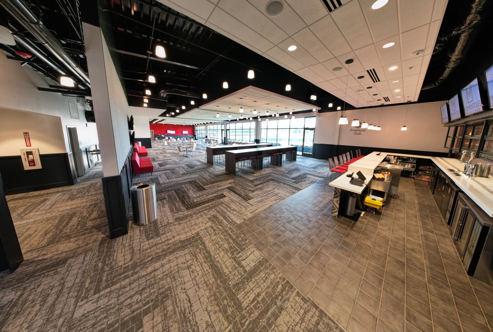 MOMENTOUS HOSPITALITY GROUP Venues & Event Spaces 800 West Franklin