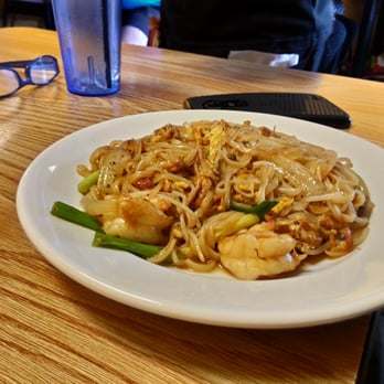 Thai Cafe - Pad Thai with shrimp :-) 3.5 stars - Thai Near Me - Traverse City, Michigan Thai Cafe - Pad Thai with shrimp :-) 3.5 stars - Thai Near Me - Traverse City, Michigan