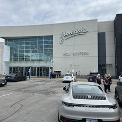 Holt Renfrew - Store front VVVIP Porsche parking
