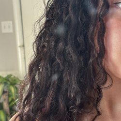 Alejandra Dominican Beauty Salon - After my last visit at Alejandra's. My curls are heat damaged and the smell of burnt hair lasted a week