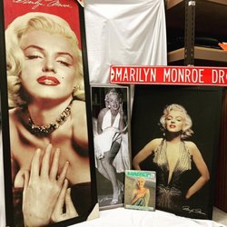 Windy City Jewelry & Loan - Lets have Marilyn Monroe take the spotlight!