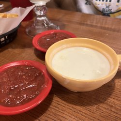 La Fuente Mexican Restaurant - Queso